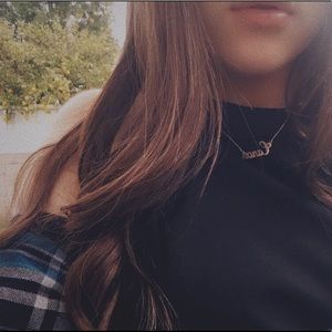 Meet your Posher, Chanel